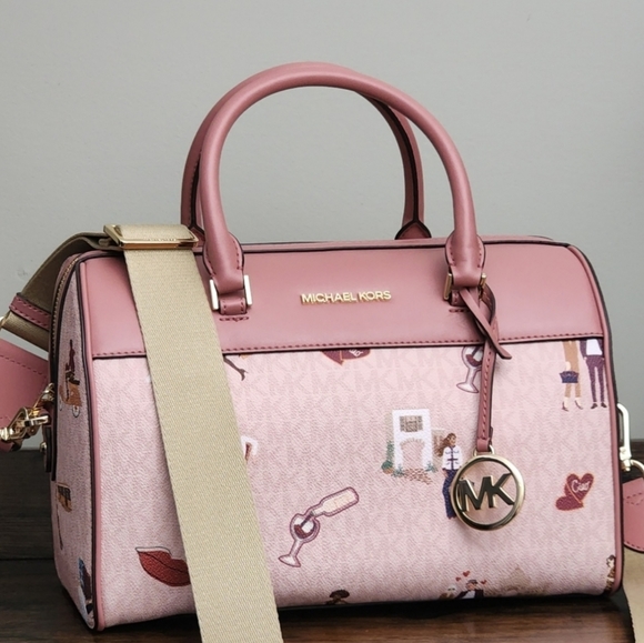 Michael Kors Handbags - ⚠️LAST 1⚠️ Michael Kors Jet Set Girls Logo MD Duffle Satchel Pink